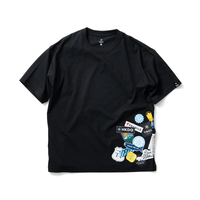 TNOC THE TEE2 BIG SHAPE / TRAVEL STICKERS Color: NIGHT BLACK